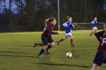 Bild 123 - wBJ Krummesser SV - Holstein Kiel : Ergebnis: 0:3